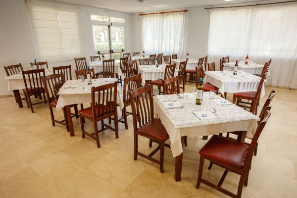 Hotel Tres Anclas (Gandia)